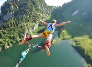 开云体育app-西甲国家德比之夜，乔治成为全场焦点