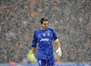 开云体育中国-舞台越大，他越强，努涅斯闪耀马竞战术压制曼联之夜