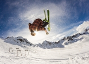 开云体育app-凯恩教科书级表现终结悬念，喀麦隆提前出局映衬马赛坚韧